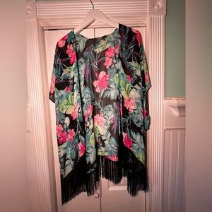 Tropical kimono with tassels